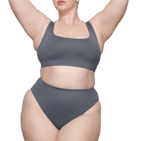 Skims Medium SWIM TANK BIKINI TOP Gunmetal Grey NWT - Picture 2 of 5